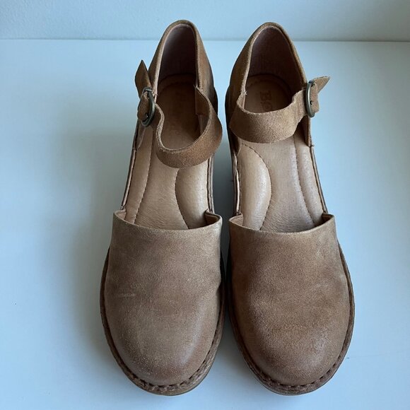 NWOT BORN Nellie Tan Suede Wedge Clogs | Size 8M - Picture 5 of 8